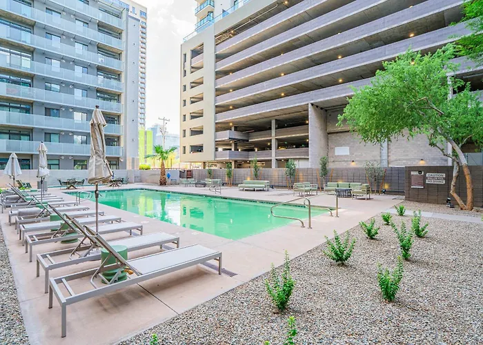 In Dt With Gym Pool Parking Wd Apartamento