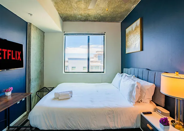 In Dt With Gym Pool Parking Wd Apartamento Phoenix